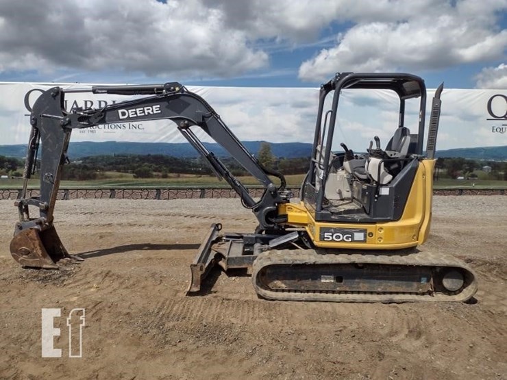 2017-deere-50g-image-1
