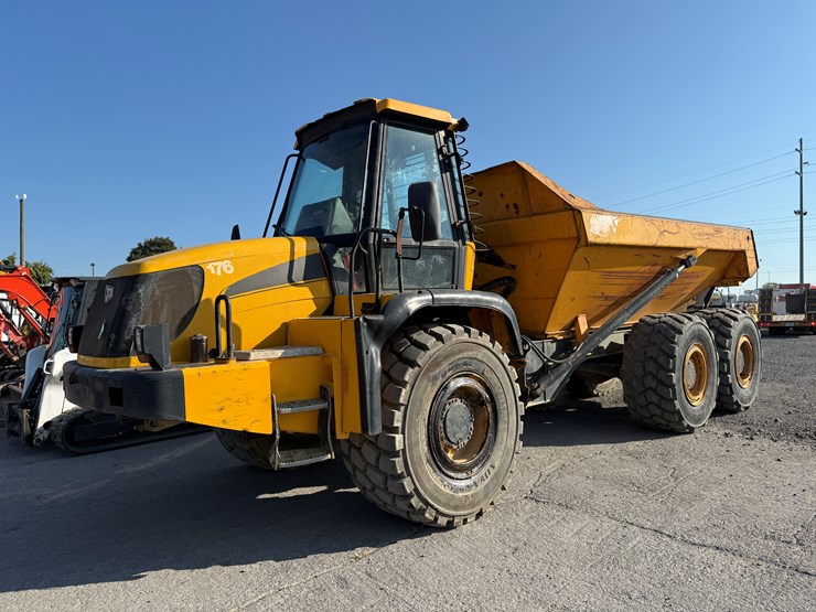 2006-jcb-722-image-1