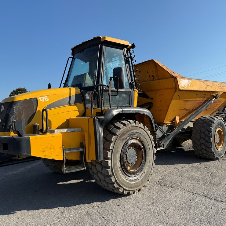2006 JCB 722