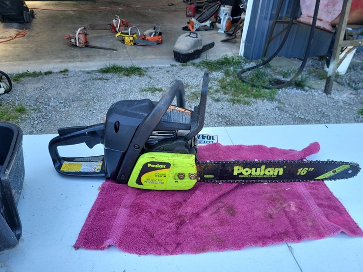 poulan-p3416-gas-chain-saw-w/case---tag-#1047-image-8