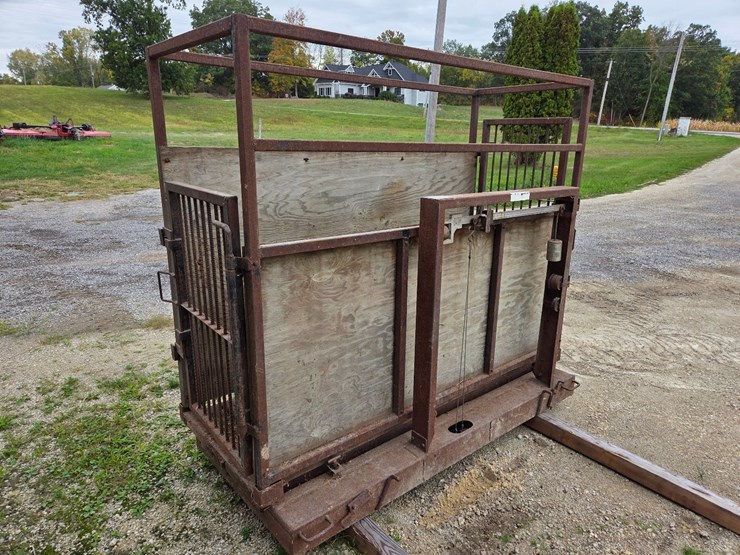paul-1600-livestock-scales-image-3