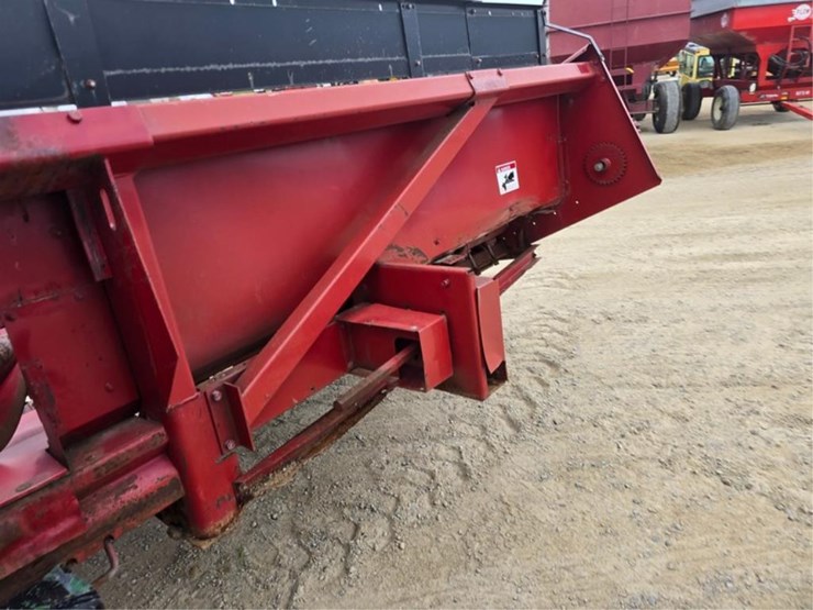 case-ih-1083-image-7