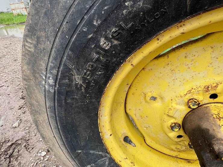 john-deere-80-image-8