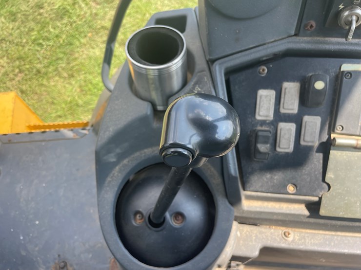 deere-310j-image-48