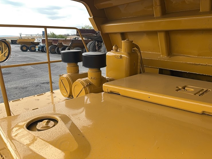 caterpillar-773b-image-16
