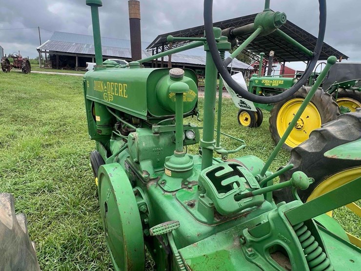 1-john-deere-g-image-14