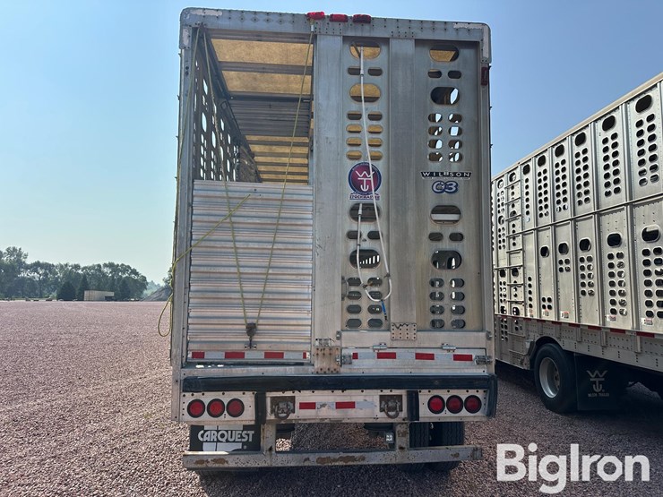 2002-wilson-livestock-trailer-image-5