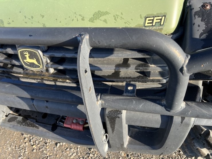 2011-john-deere-gator-image-21