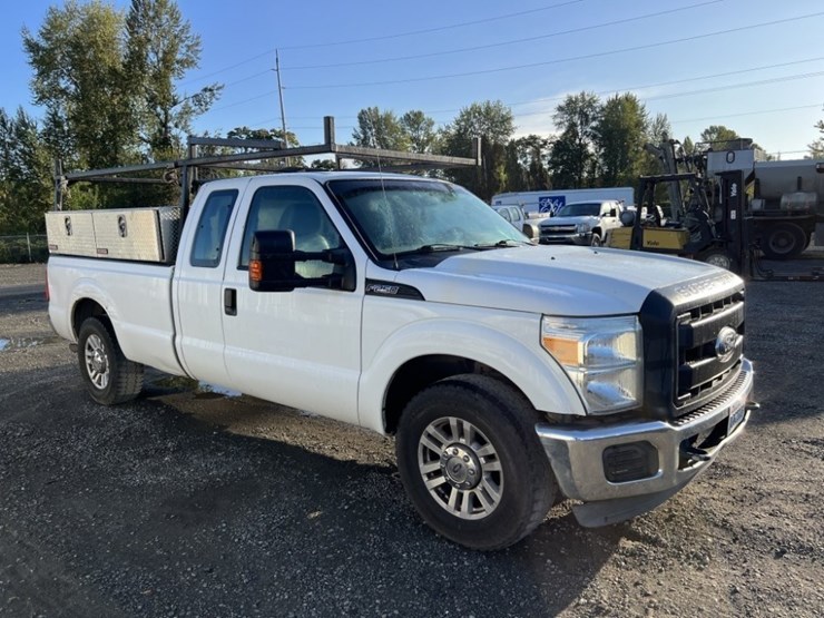 2013-ford-f250-sd-image-2