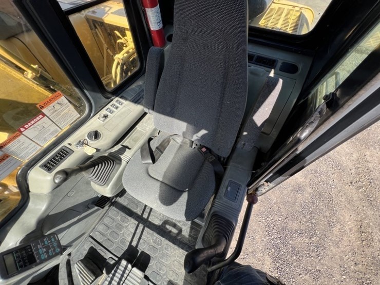 komatsu-pc120-image-34