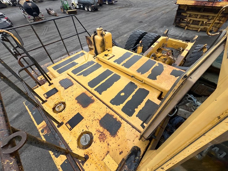 caterpillar-777g-image-19
