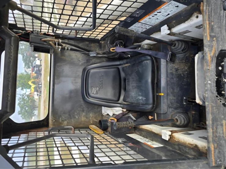 bobcat-743b-image-18