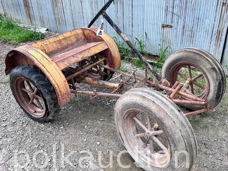 mayrath-parts-tractor-(no-tag)-image-1