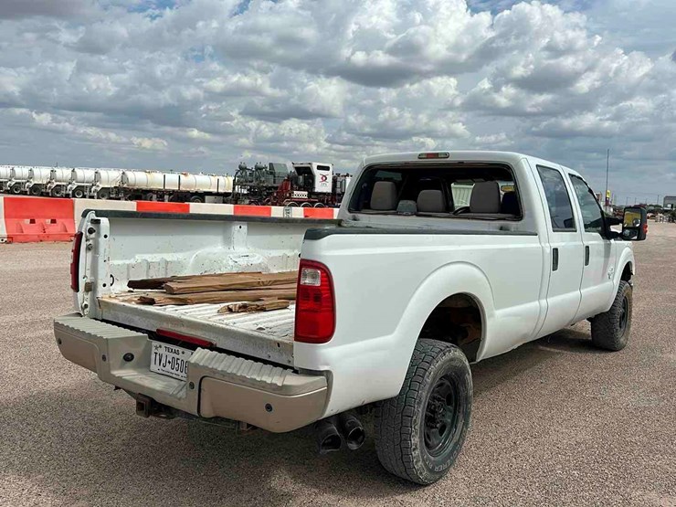 2013-ford-f350-image-3