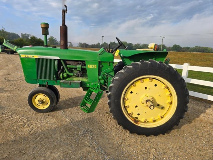 john-deere-4020-image-2