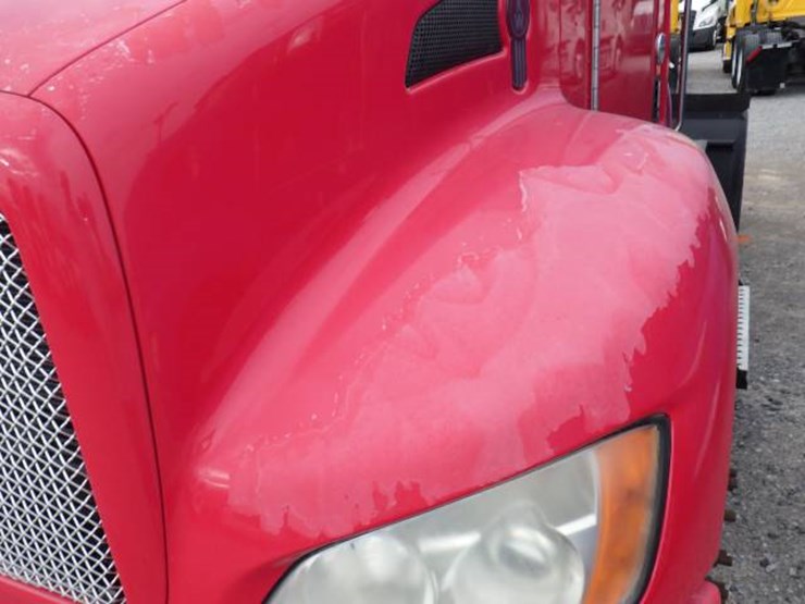 2011-kenworth-t370-image-2