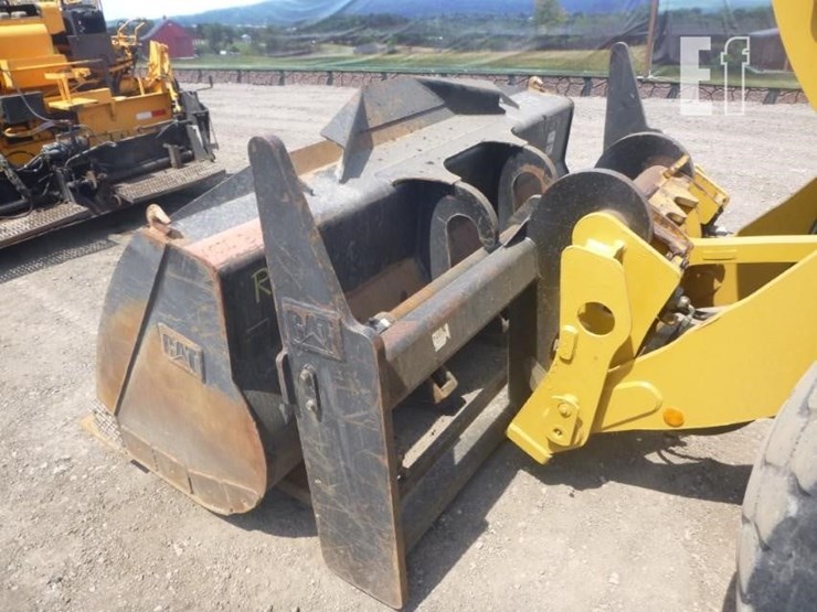 2012-caterpillar-930k-image-20