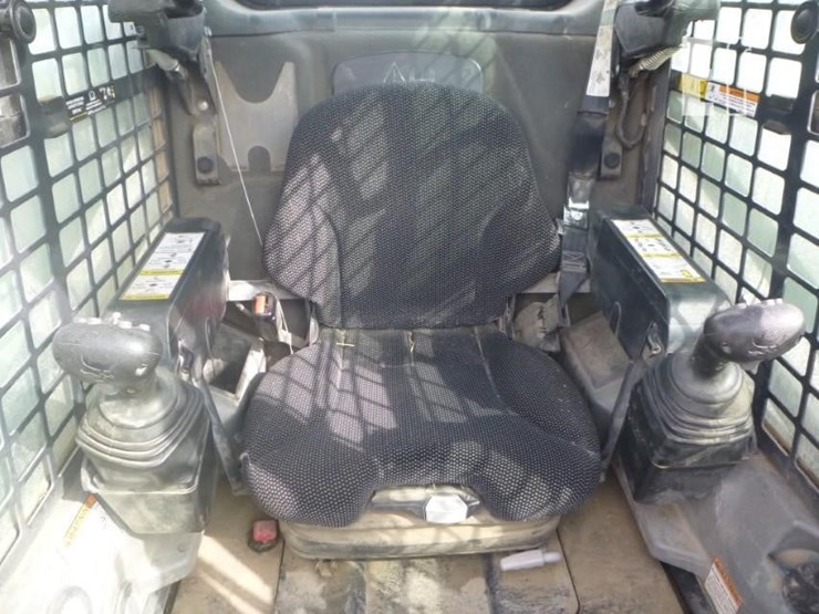 2018-bobcat-t595-image-12