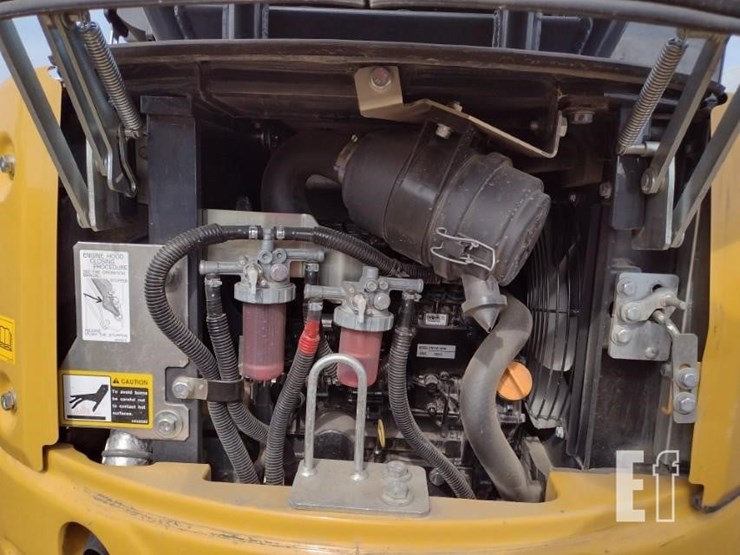 2022-deere-17g-image-42