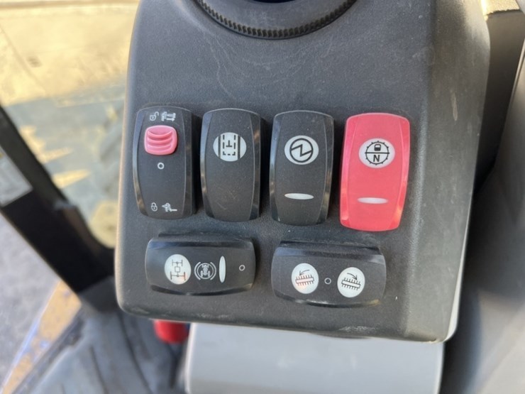 2012-caterpillar-420e-image-37