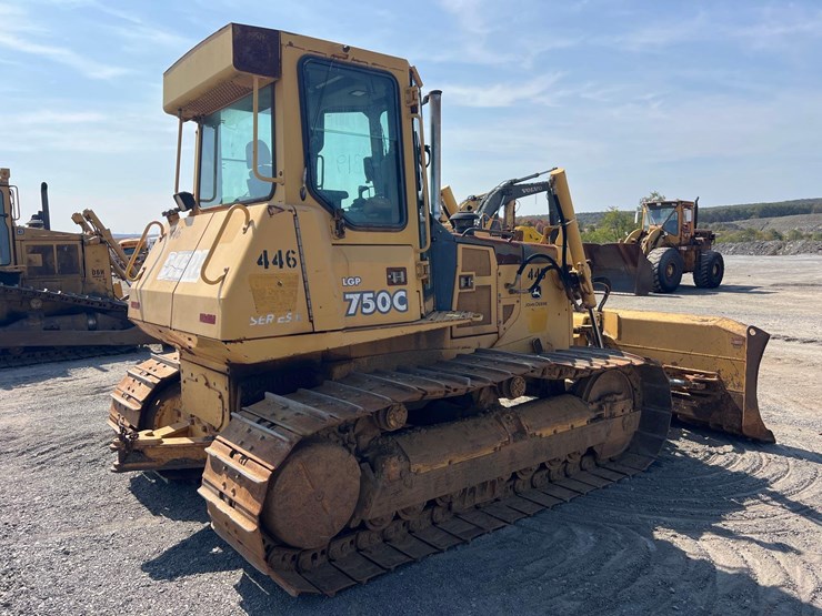 deere-750c-image-4