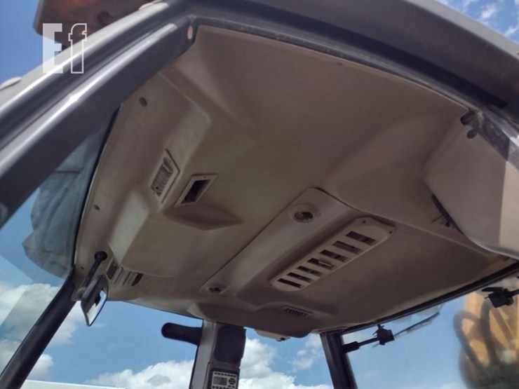 2012-case-580sn-wt-image-18