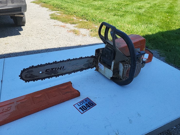 stihl-ms250-gas-chain-saw---tag-#1045-image-8