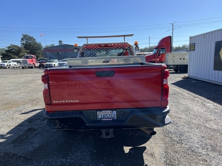 2020-chevrolet-silverado-2500-image-5