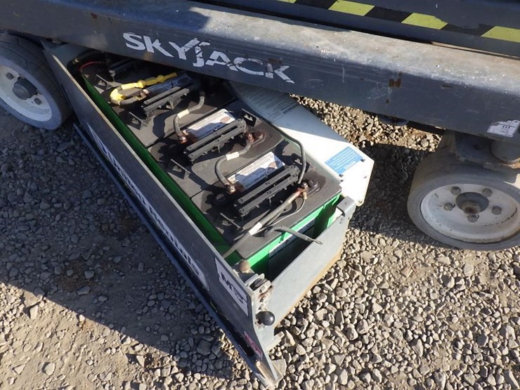 2016-skyjack-sjiii3219-image-9