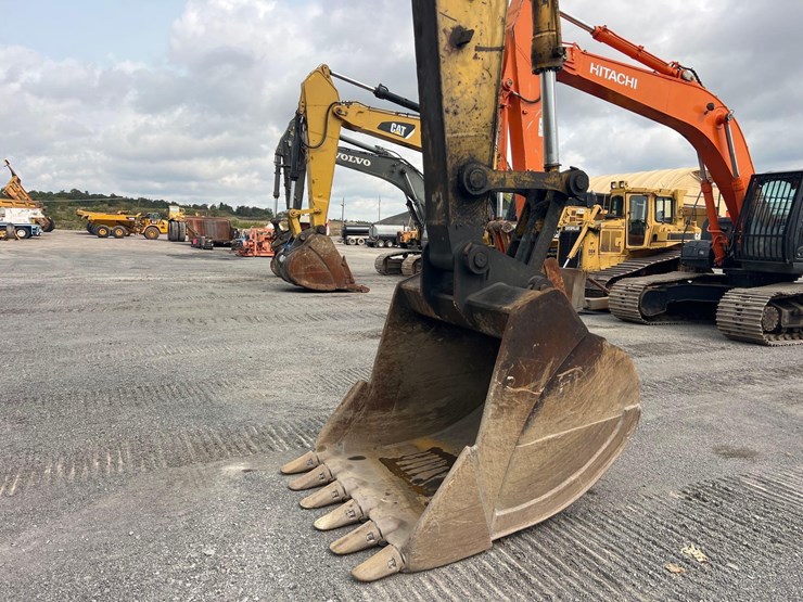 komatsu-pc300-lc-7l-image-13