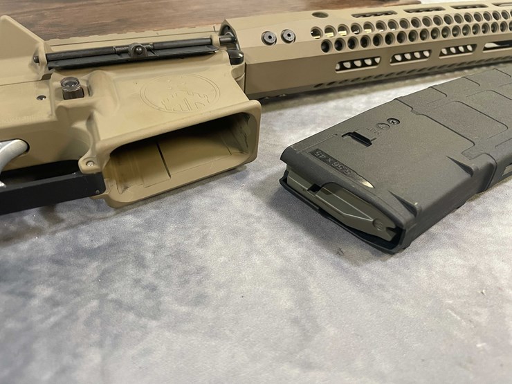 #4895-•-watchtower-firearms-15m-(ar-15)-5.56-nato-semi-auto-rifle,-sn:-t15mwt30030700-image-12
