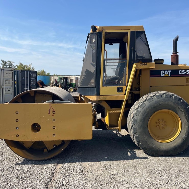 CATERPILLAR CS-583C
