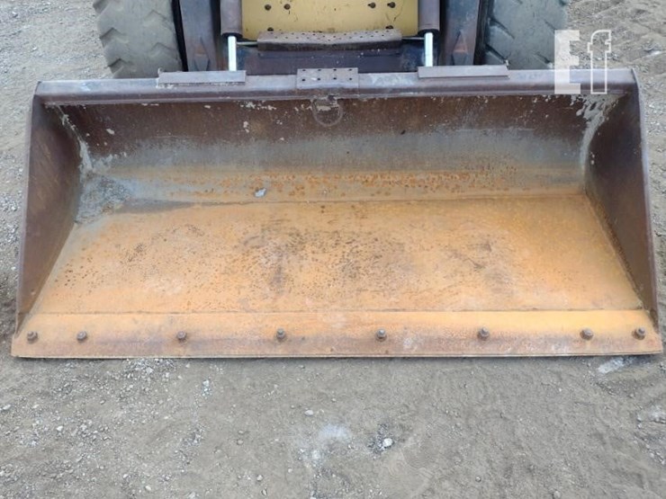 new-holland-lx885-image-15