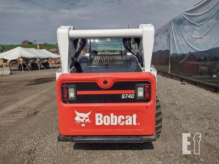 2022-bobcat-s740-image-4