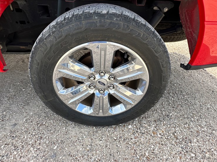 2019-ford-f150-xlt-image-9