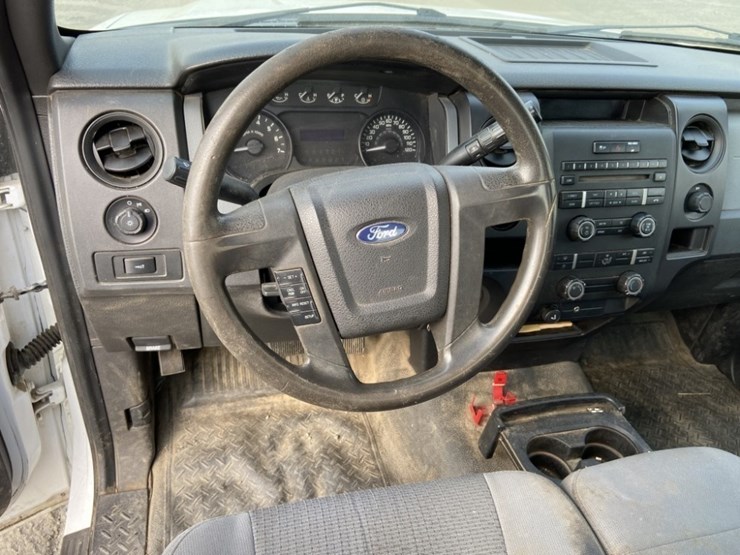 2011-ford-f150-xl-image-17