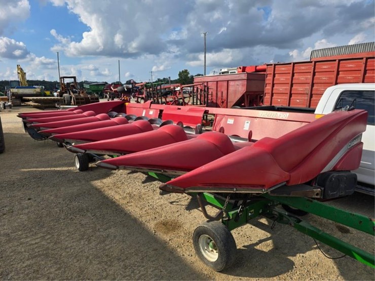 case-ih-3208-image-1