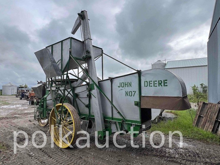 john-deere-7-image-8