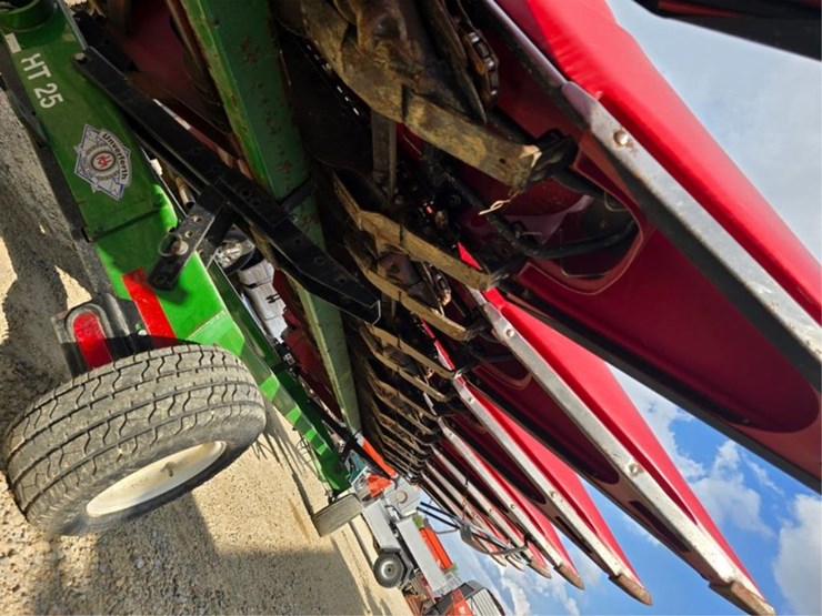 case-ih-3208-image-12