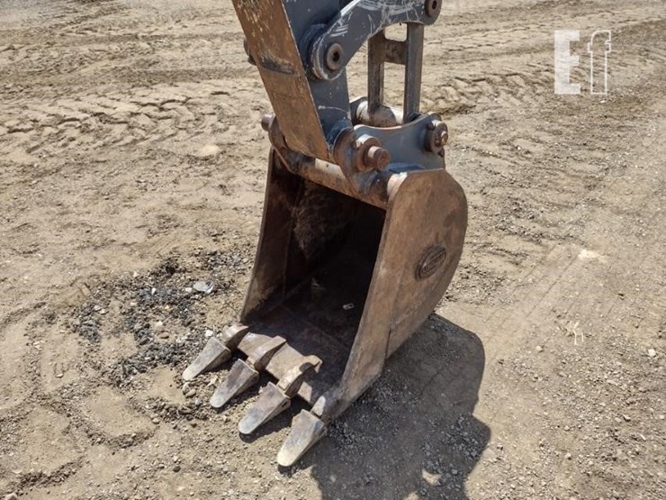 2017-deere-50g-image-18