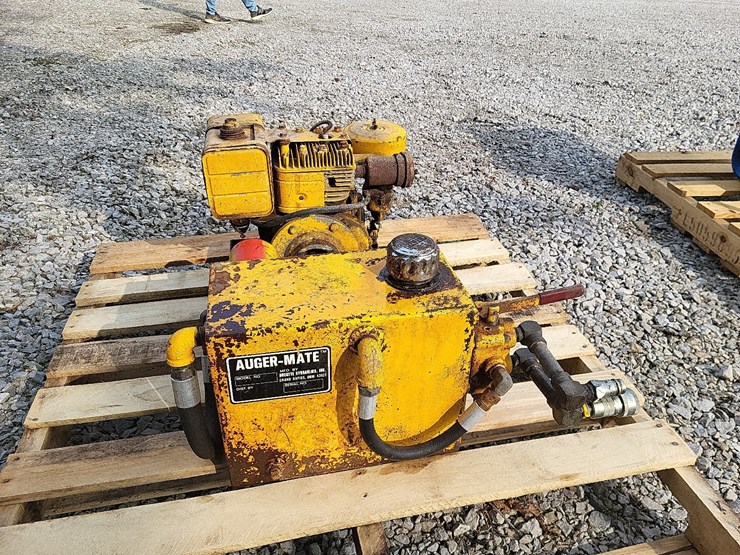 augermate-hydraulic-pump-with-gas-engine-image-5