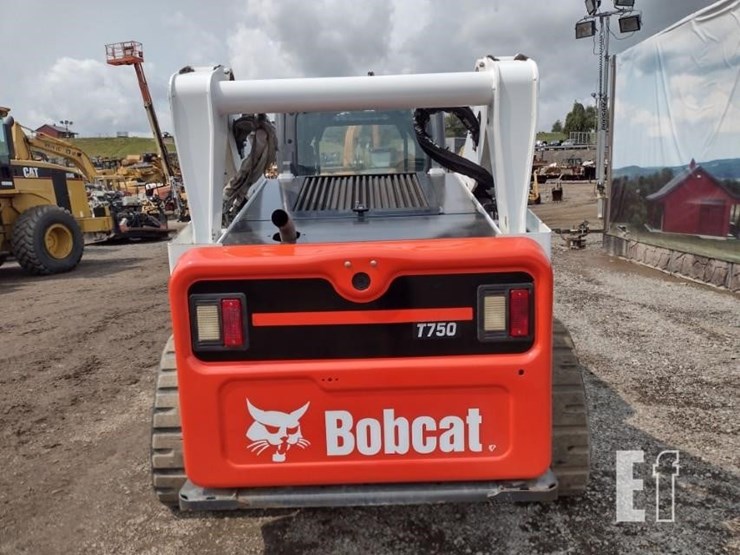 2012-bobcat-t750-image-4