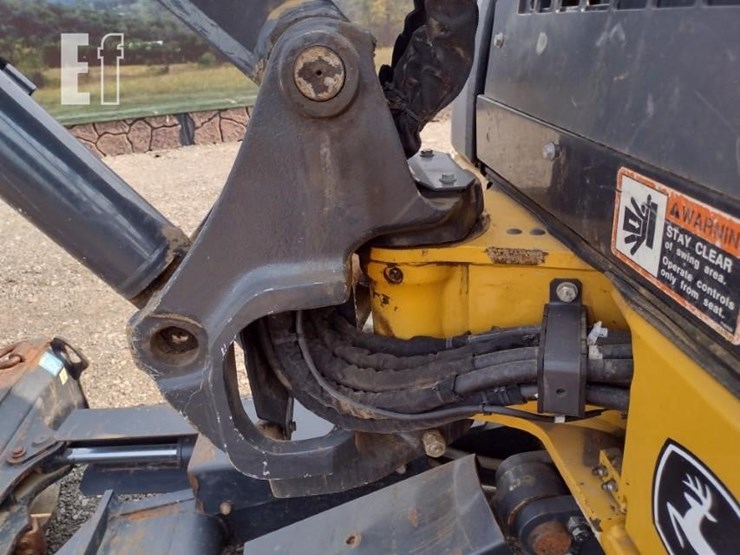 2018-deere-35g-image-25
