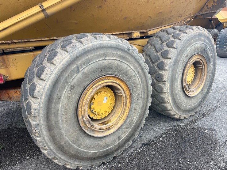 caterpillar-740-image-8