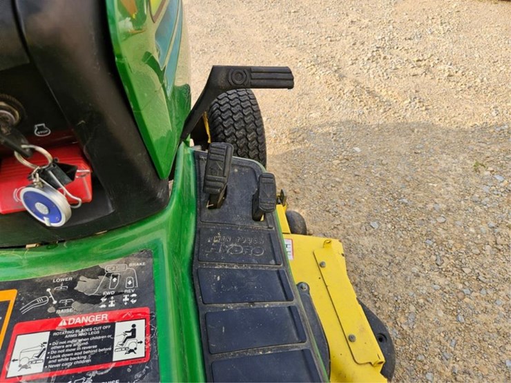 john-deere-325-image-16