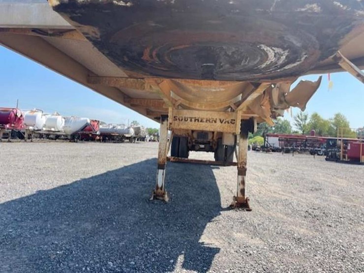 2012-southern-130bbl-vacuum-trailer-image-9