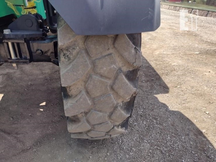 2017-jcb-510-42-image-23