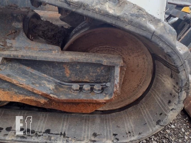 2019-bobcat-t770-image-34