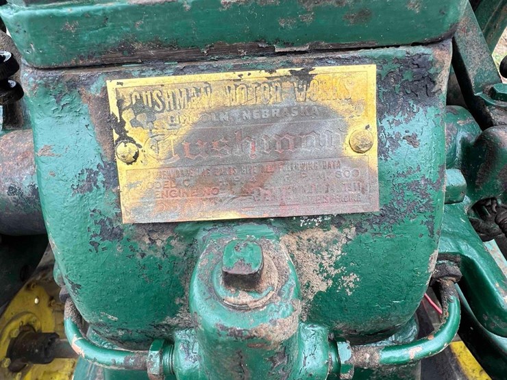 cushman-hit-&-miss-engine-on-cart-(sn#-32043)-image-3