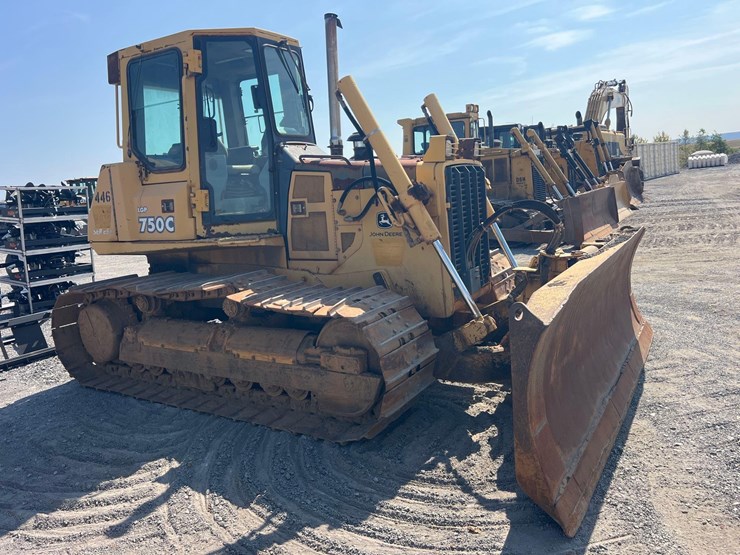 deere-750c-image-3
